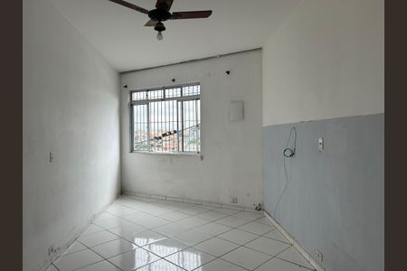 Sala de casa para alugar com 2 quartos, 65m² em Vila Santa Edwiges, São Paulo