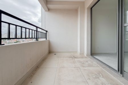 Varanda de kitnet/studio à venda com 1 quarto, 32m² em Sacoma, São Paulo