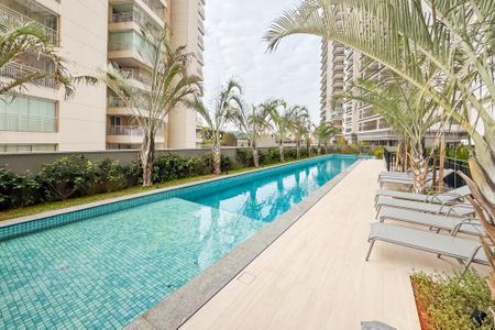 Studio à venda com 32m², 1 quarto e sem vagaPiscina