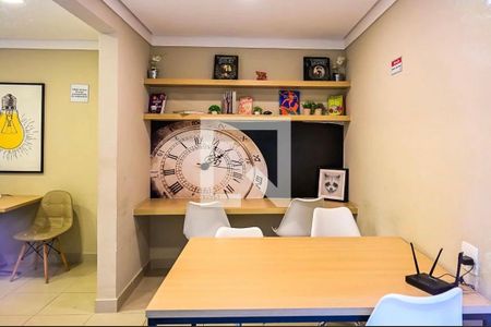 Apartamento à venda com 35m², 2 quartos e sem vagaÁrea comum