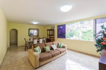 Apartamento para alugar com 120m², 3 quartos e 1 vagaSala