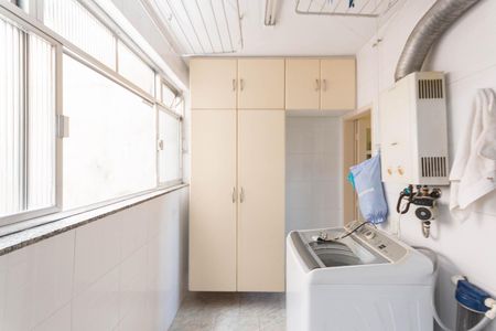 Apartamento para alugar com 120m², 3 quartos e 1 vagaÁrea de Serviço