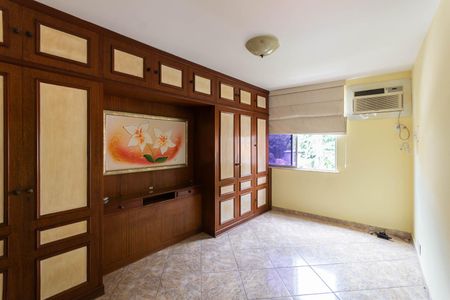Apartamento para alugar com 120m², 3 quartos e 1 vagaSuíte