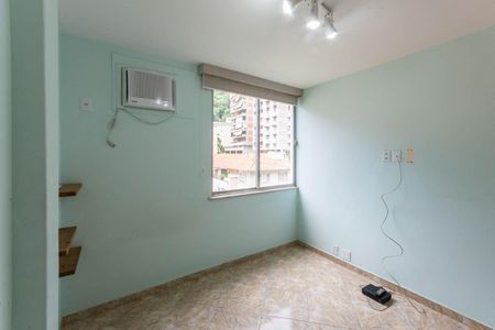 Apartamento para alugar com 120m², 3 quartos e 1 vagaQuarto 2