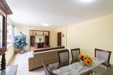Apartamento para alugar com 120m², 3 quartos e 1 vagaSala
