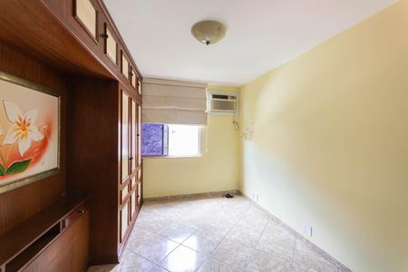 Apartamento para alugar com 120m², 3 quartos e 1 vagaSuíte