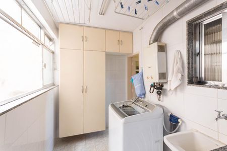 Apartamento para alugar com 120m², 3 quartos e 1 vagaÁrea de Serviço