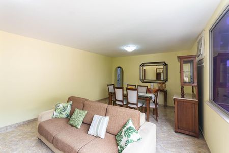 Apartamento para alugar com 120m², 3 quartos e 1 vagaSala