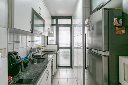 Apartamento à venda com 67m², 3 quartos e 2 vagasCozinha
