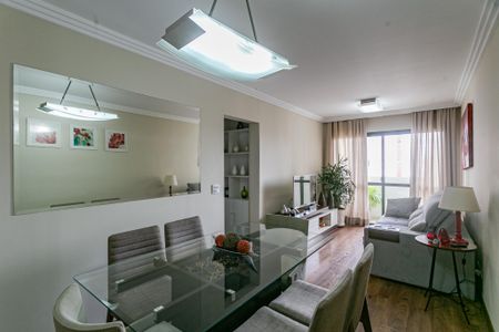 Sala de apartamento à venda com 3 quartos, 67m² em Vila Gumercindo, São Paulo