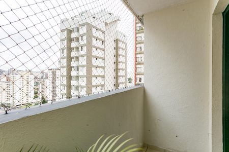 Varanda de apartamento à venda com 3 quartos, 67m² em Vila Gumercindo, São Paulo