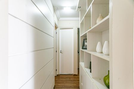 Apartamento à venda com 67m², 3 quartos e 2 vagasCorredor