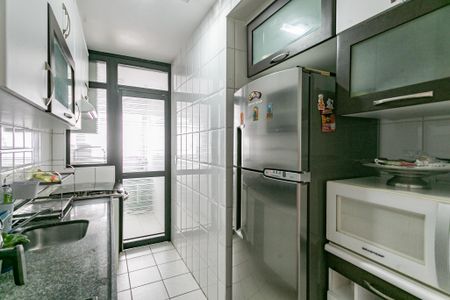 Apartamento à venda com 67m², 3 quartos e 2 vagasCozinha