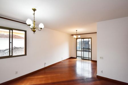 entrada de apartamento para alugar com 3 quartos, 89m² em Vila Madalena, São Paulo