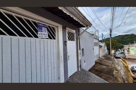 Casa à venda com 120m², 3 quartos e 2 vagas