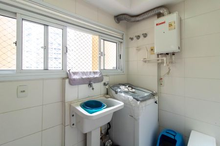 Apartamento à venda com 150m², 3 quartos e 3 vagas Apartamento à venda com 150m², 3 quartos e 3 vagasArea de Serviço