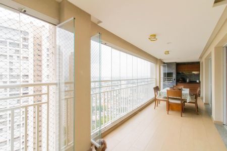 Apartamento à venda com 150m², 3 quartos e 3 vagas Apartamento à venda com 150m², 3 quartos e 3 vagasVaranda Gourmet