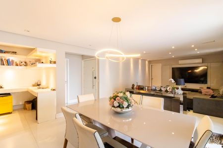 Sala de apartamento à venda com 3 quartos, 150m² em Vila Augusta, Guarulhos