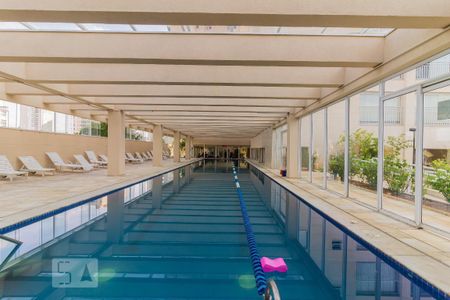 Apartamento à venda com 150m², 3 quartos e 3 vagas Apartamento à venda com 150m², 3 quartos e 3 vagasArea Comum - Piscina Coberta