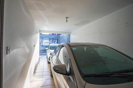 Casa à venda com 198m², 3 quartos e 3 vagas Casa à venda com 198m², 3 quartos e 3 vagasGaragem