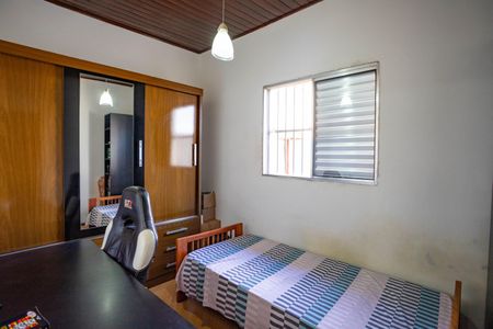 Casa à venda com 198m², 3 quartos e 3 vagas Casa à venda com 198m², 3 quartos e 3 vagasQuarto 3
