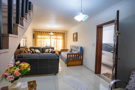 Casa à venda com 198m², 3 quartos e 3 vagas Casa à venda com 198m², 3 quartos e 3 vagasSala