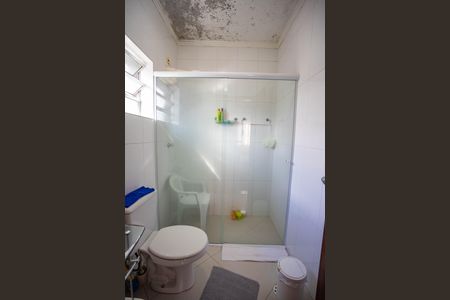 Casa à venda com 198m², 3 quartos e 3 vagas Casa à venda com 198m², 3 quartos e 3 vagasBanheiro da suíte