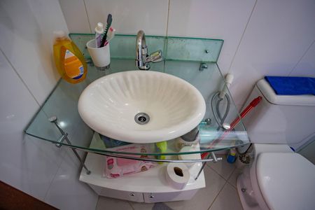 Casa à venda com 198m², 3 quartos e 3 vagas Casa à venda com 198m², 3 quartos e 3 vagasBanheiro da suíte