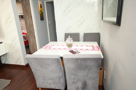 Apartamento à venda com 48m², 2 quartos e 1 vagaSala