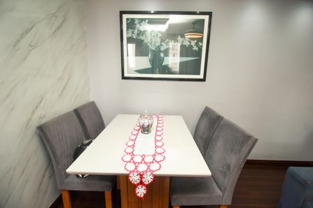 Sala de apartamento à venda com 2 quartos, 48m² em Vila Bela Vista, Santo André