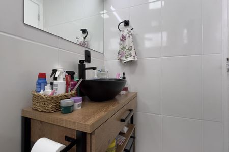 Apartamento para alugar com 62m², 2 quartos e 1 vaga Apartamento para alugar com 62m², 2 quartos e 1 vagaBanheiro