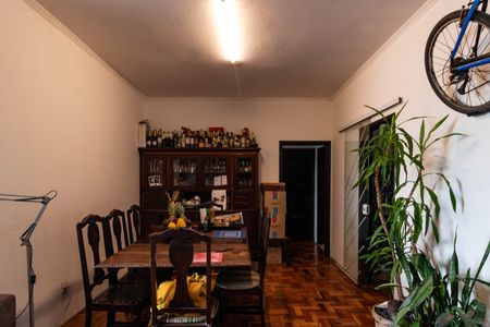 Apartamento à venda com 130m², 3 quartos e 1 vagaSala de Jantar