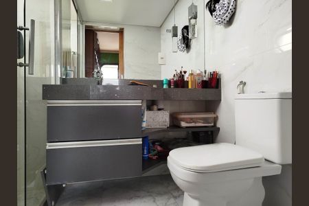 Apartamento à venda com 149m², 4 quartos e 3 vagas Apartamento à venda com 149m², 4 quartos e 3 vagasBanheiro suíte 4