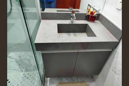 Apartamento à venda com 149m², 4 quartos e 3 vagas Apartamento à venda com 149m², 4 quartos e 3 vagasBanheiro suíte 2