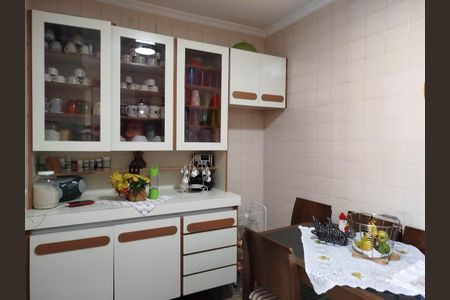 Apartamento à venda com 149m², 4 quartos e 3 vagas Apartamento à venda com 149m², 4 quartos e 3 vagasCozinha