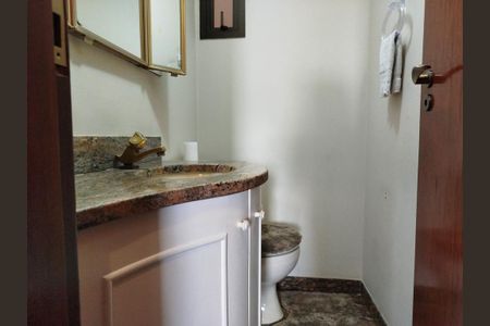 Apartamento à venda com 149m², 4 quartos e 3 vagas Apartamento à venda com 149m², 4 quartos e 3 vagasLavabo