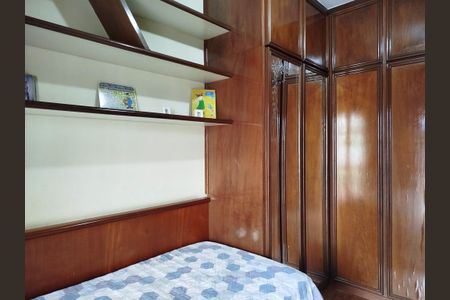 Apartamento à venda com 149m², 4 quartos e 3 vagas Apartamento à venda com 149m², 4 quartos e 3 vagasQuarto 2 - suíte