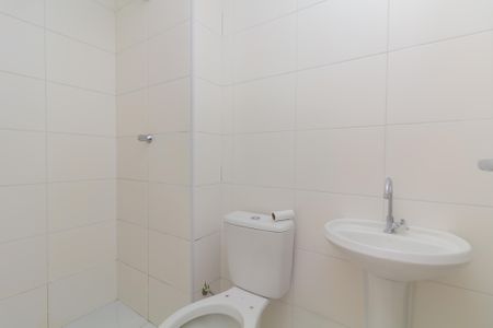 Apartamento para alugar com 37m², 2 quartos e sem vagaBanheiro