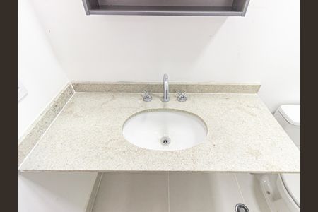 Apartamento para alugar com 50m², 2 quartos e sem vagaBanheiro