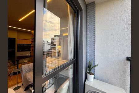 Apartamento à venda com 40m², 2 quartos e sem vagaSacada