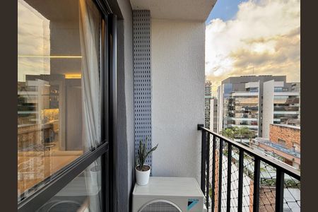 Apartamento à venda com 40m², 2 quartos e sem vagaSacada