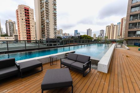 Studio à venda com 20m², 1 quarto e sem vagaÁrea comum - Piscina