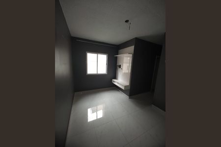 Sala de apartamento para alugar com 2 quartos, 45m² em Petrópolis, Cotia