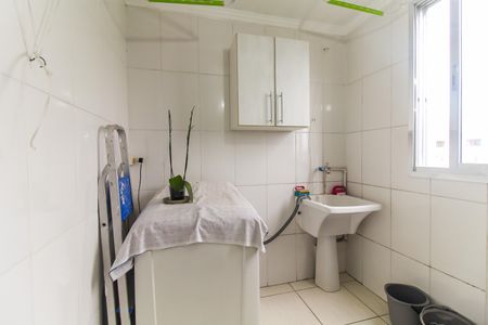 Apartamento à venda com 73m², 2 quartos e 1 vagaÁrea de Serviço