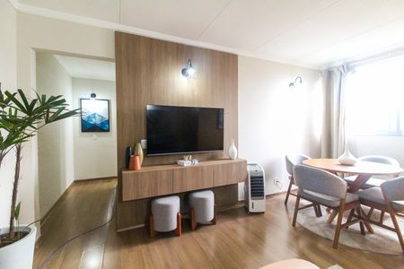 Apartamento à venda com 73m², 2 quartos e 1 vagaSala