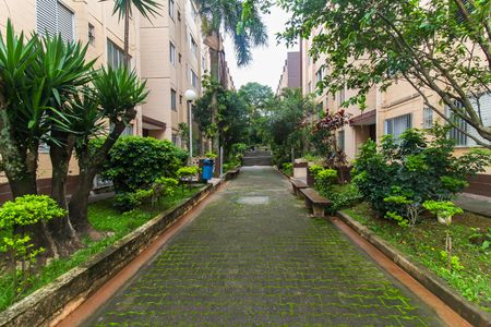 Apartamento à venda com 73m², 2 quartos e 1 vagaÁrea comum