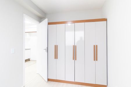 Quarto 1 de apartamento para alugar com 2 quartos, 35m² em Parque Dom Joao Neri, São Paulo