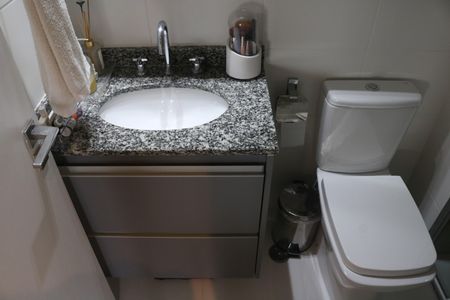 Apartamento à venda com 62m², 2 quartos e 1 vagaBanheiro 2