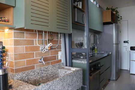 Apartamento à venda com 62m², 2 quartos e 1 vagaCozinha e Área de Serviço