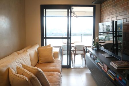 Apartamento à venda com 62m², 2 quartos e 1 vagaSala